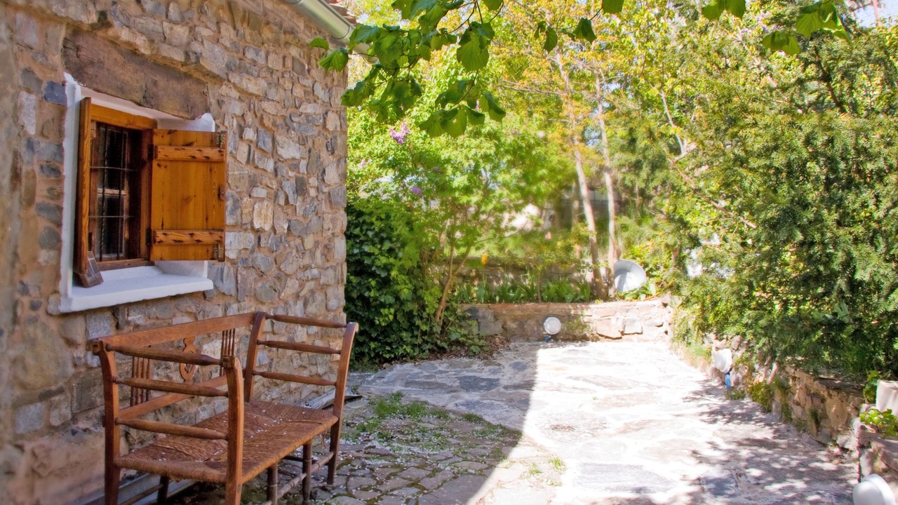 Photo of Patio Balcony in Navalsaz