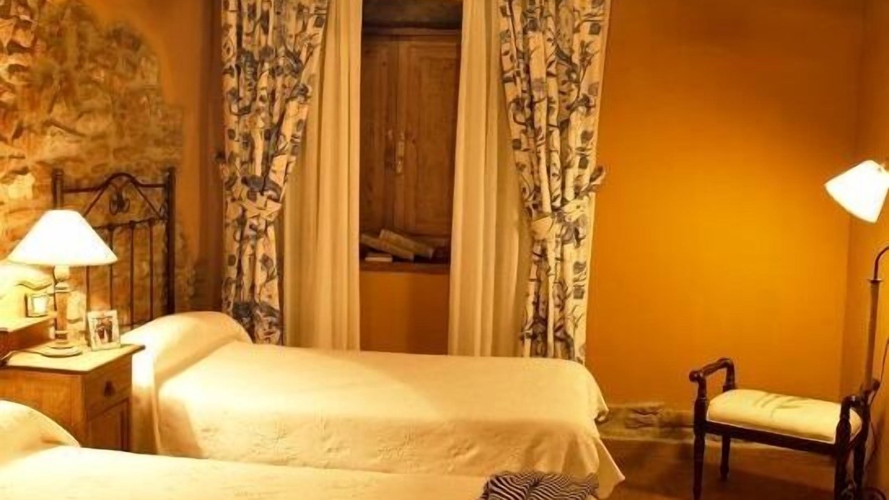 Photo of Bedroom in Cazanes