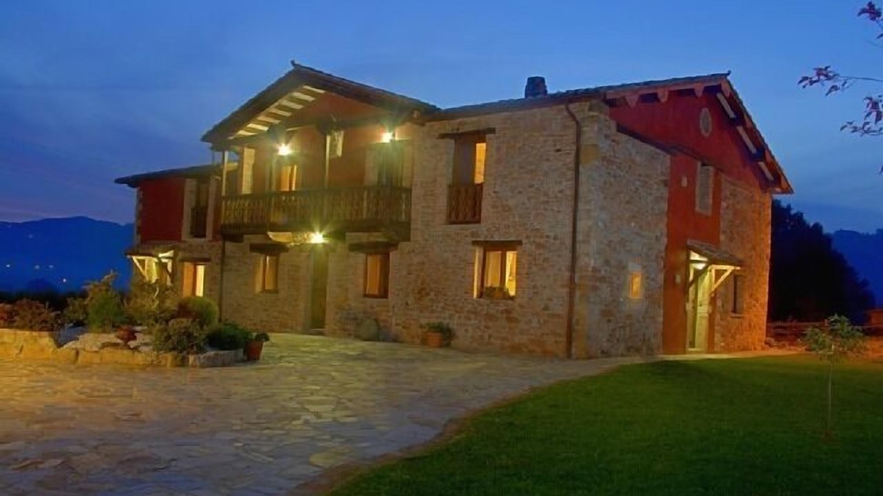 Photo of Outdoor in Cazanes