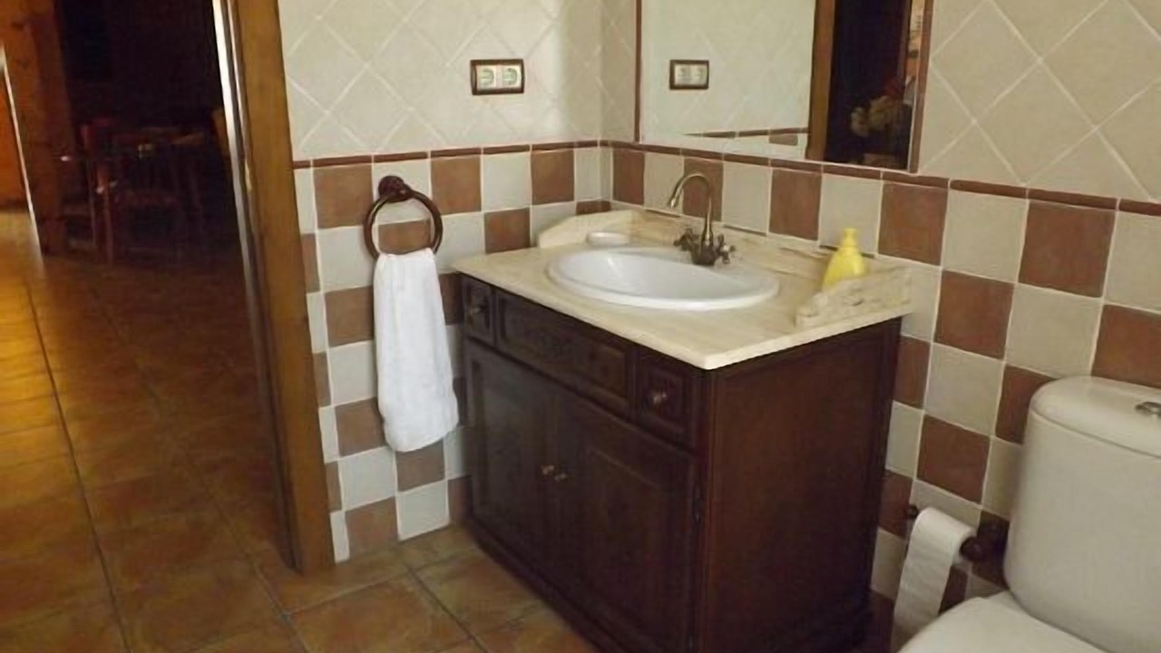 Photo of Bathroom in Pradena