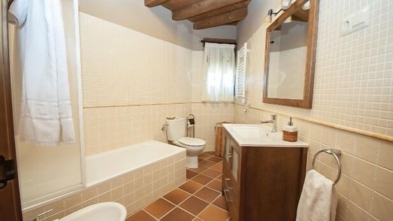 Photo of Bathroom in Tenzuela