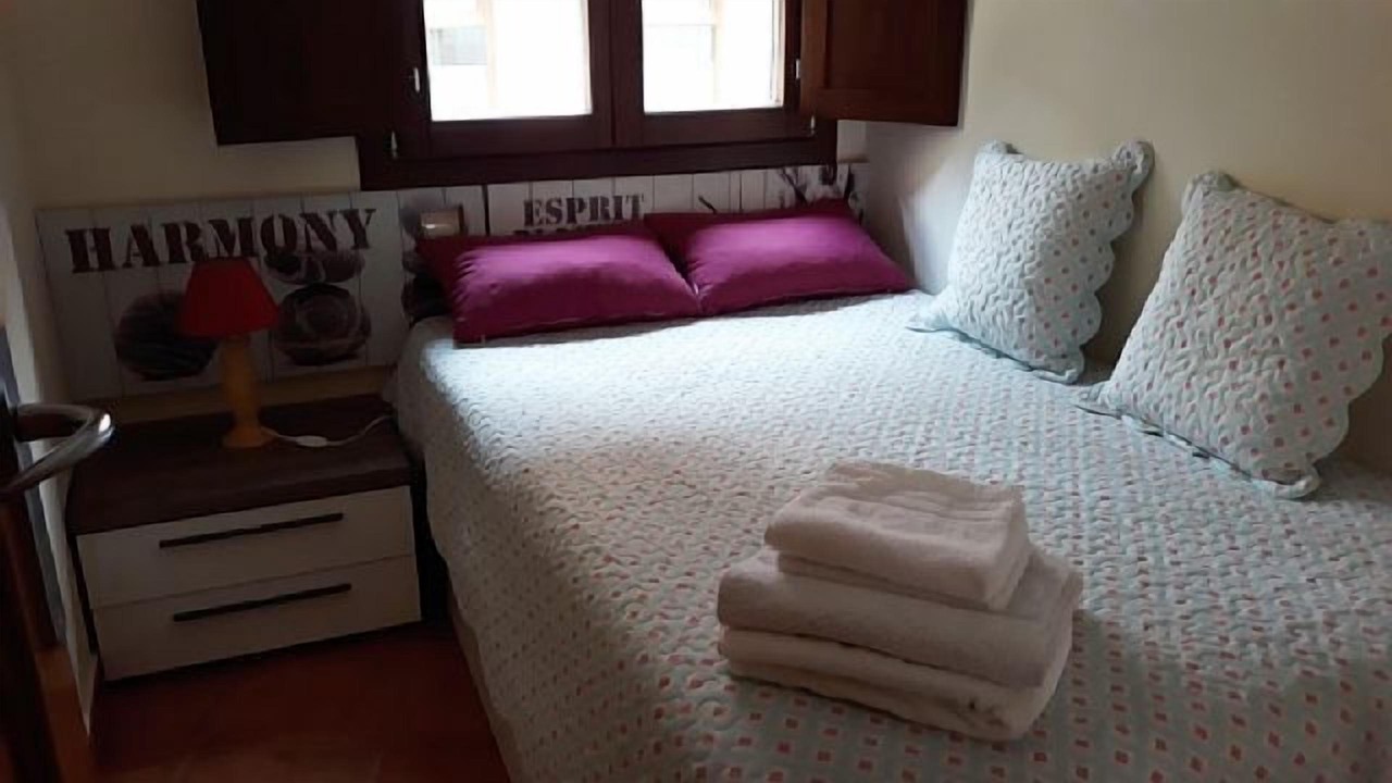 Photo of Bedroom in Toledo City Center