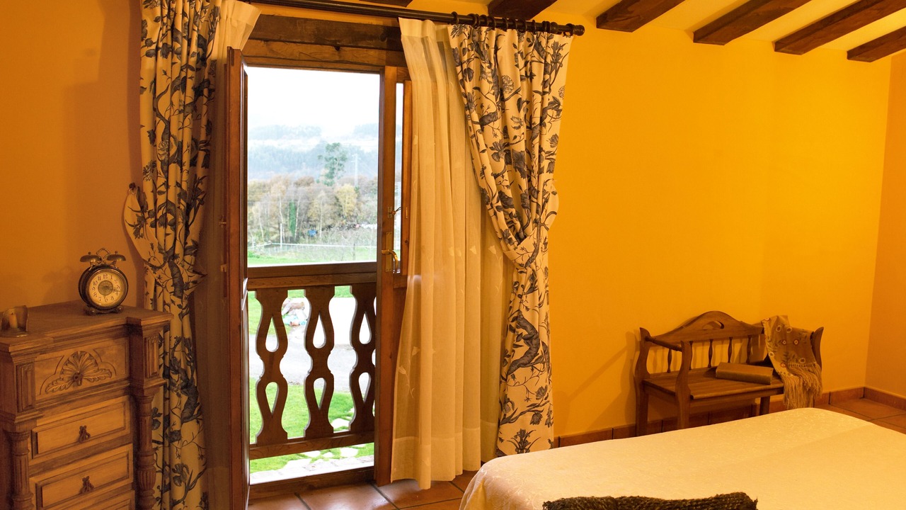 Photo of Bedroom in Cazanes