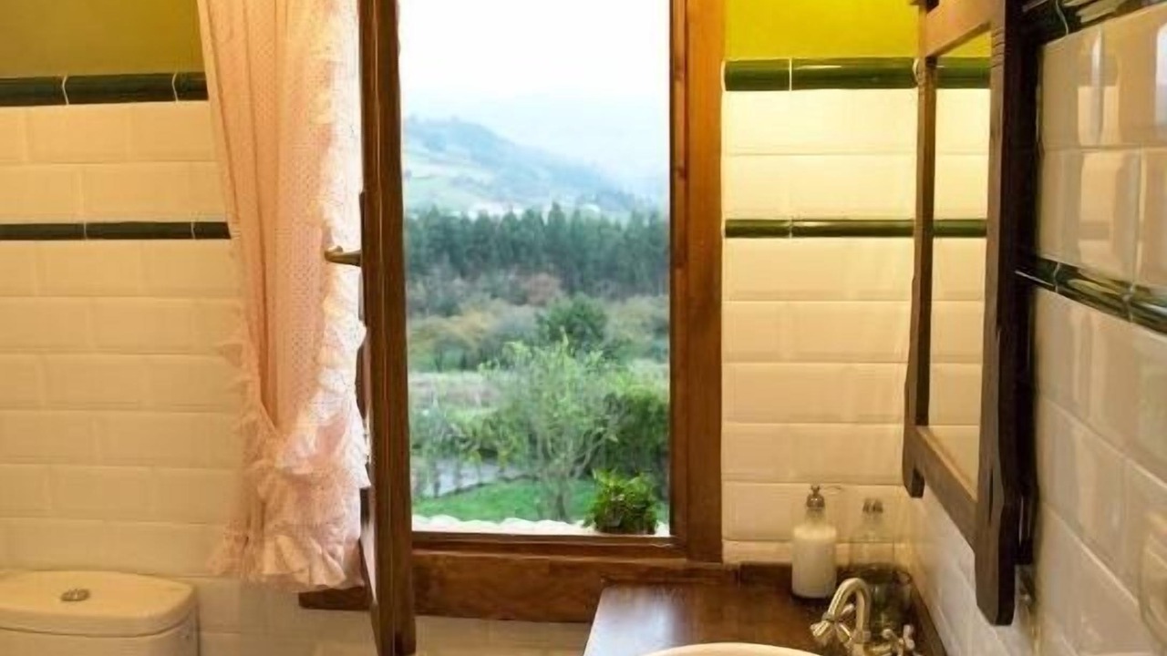 Photo of Bathroom in Cazanes