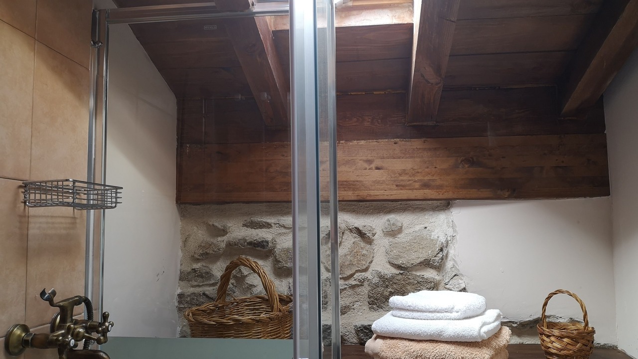 Photo of Bathroom in Villar de Corneja