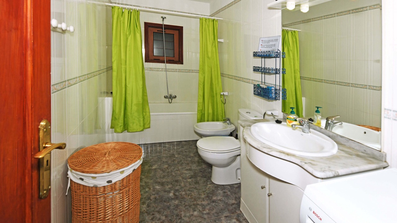 Photo of Bathroom in Arecida