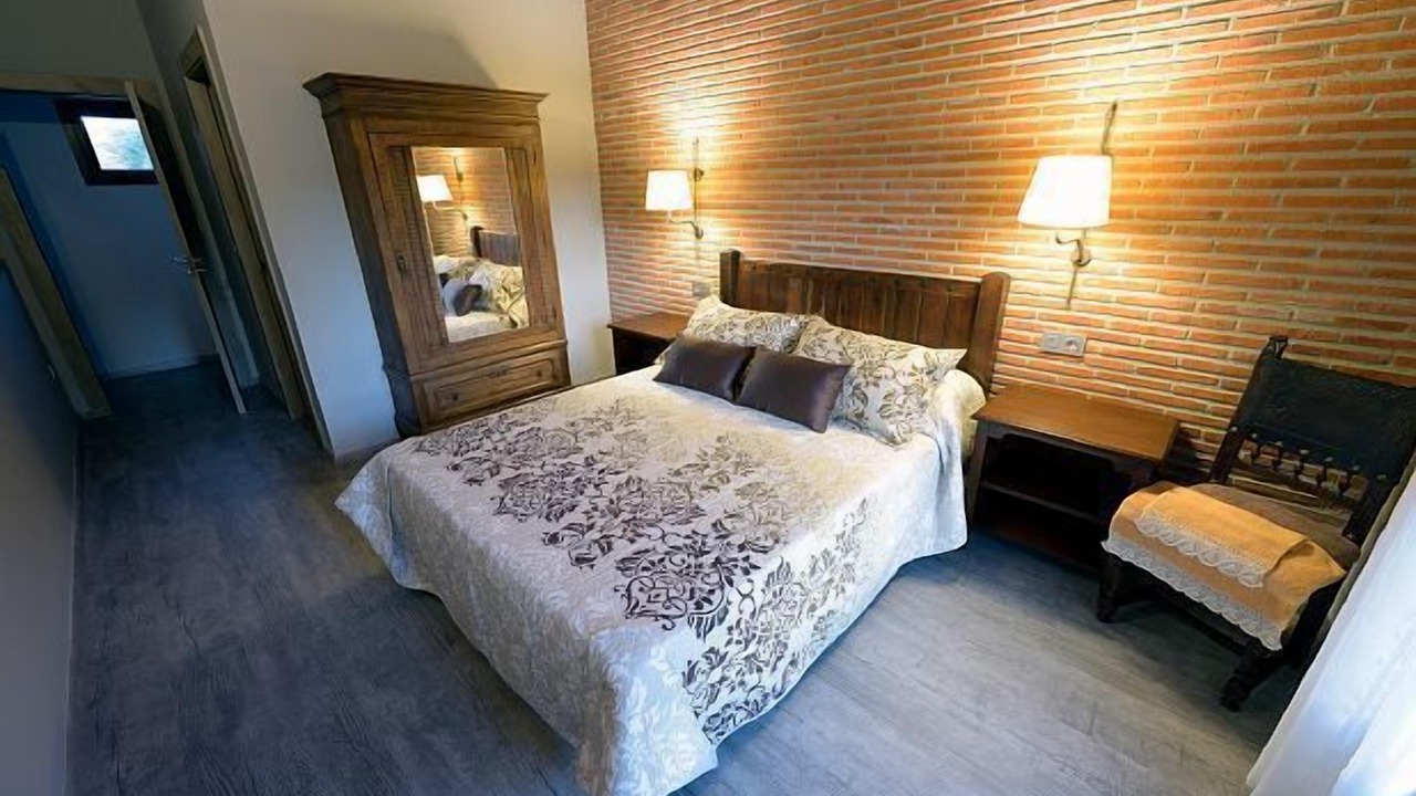 Photo of Bedroom in San Leonardo de Yague