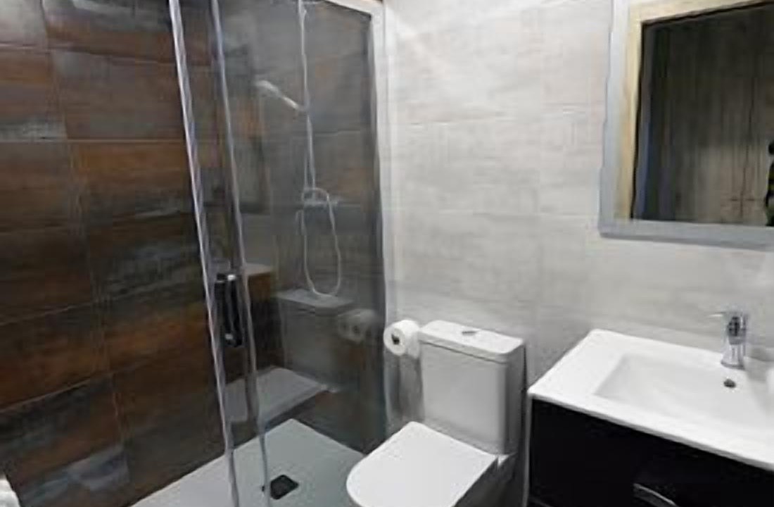 Photo of Bathroom in San Leonardo de Yague