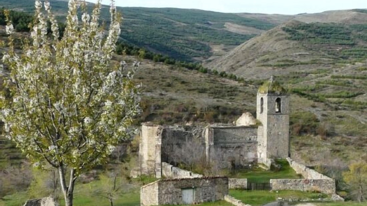 Photo of Outdoor in Navalsaz