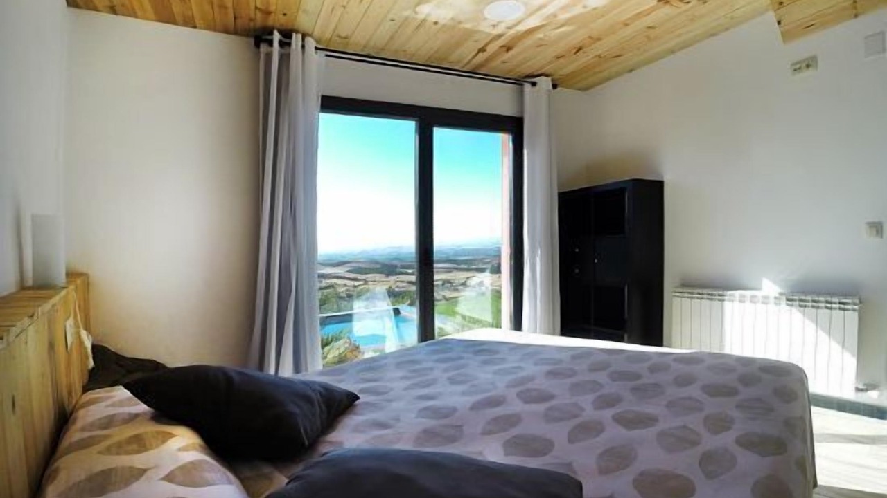 Photo of Bedroom in Cubells