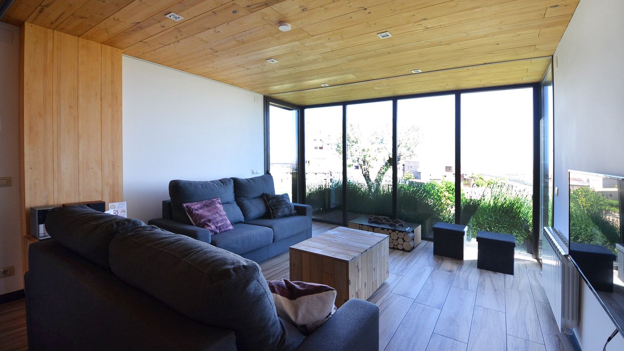 Photo of Livingroom in Cubells
