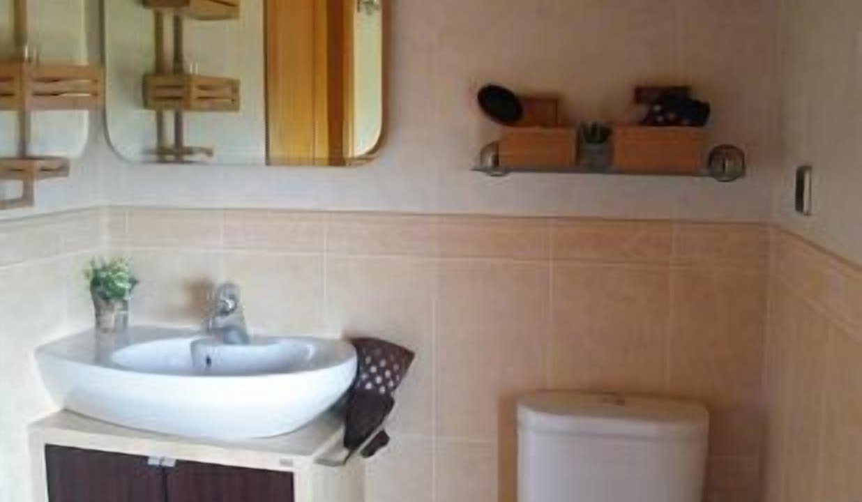 Photo of Bathroom in Graus