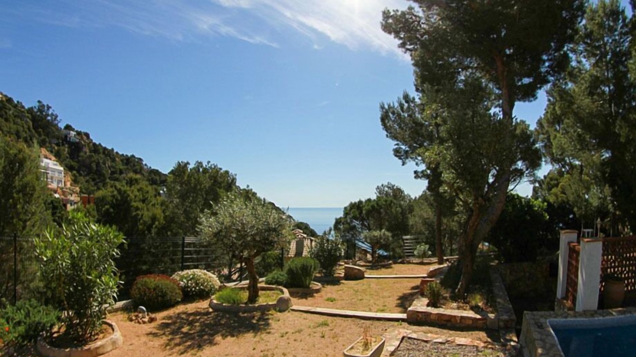 Photo of Outdoor in Tamariu