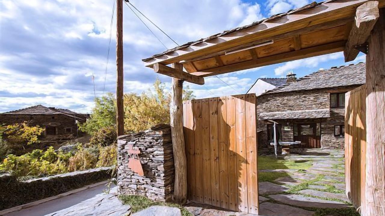 Photo of Outdoor in Majaelrayo