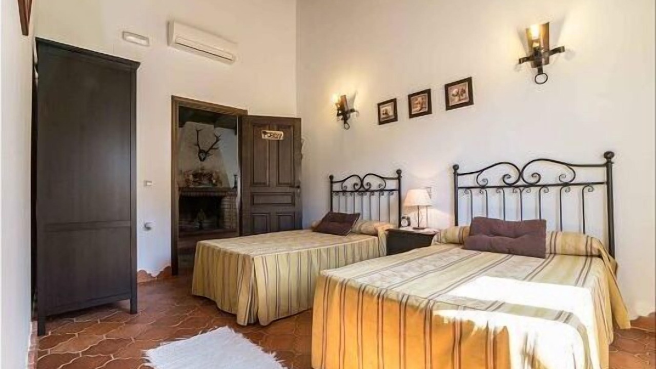 Photo of Bedroom in Fuenlabrada de los Montes