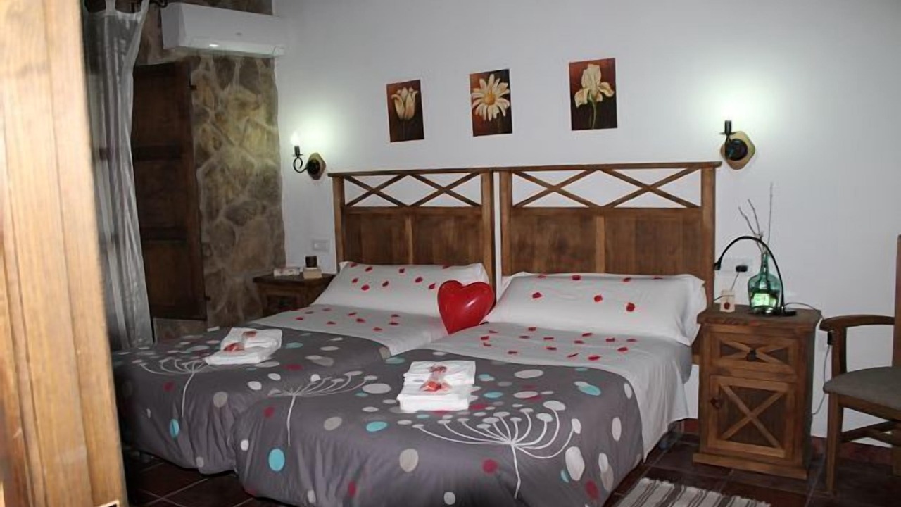 Photo of Bedroom in Casas del Castanar