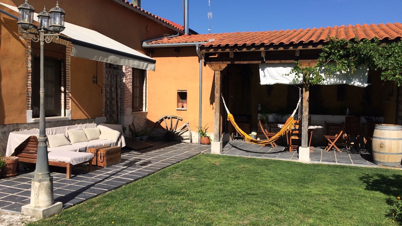 Photo of Patio Balcony in Santibanez de Valcorba
