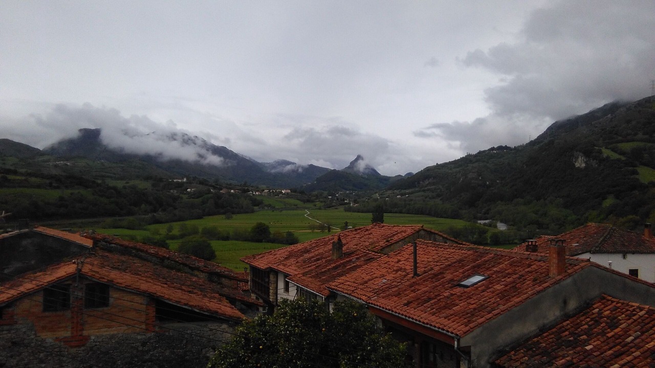 Photo of Outdoor in Panes