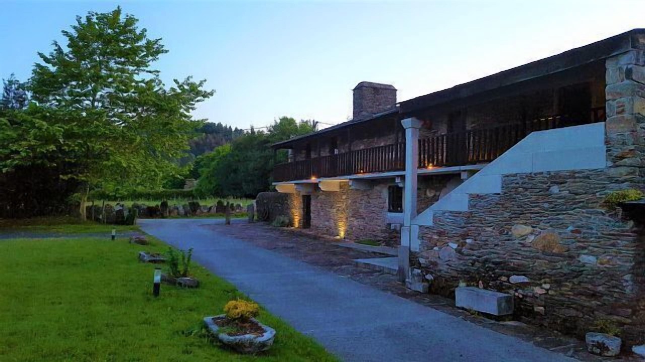 Photo of Outdoor in Manon