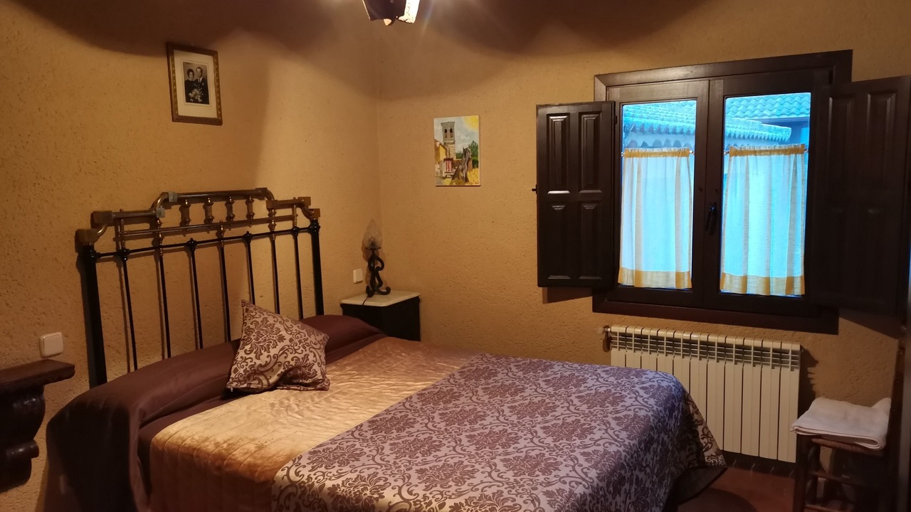 Photo of Bedroom in Turrubuelo