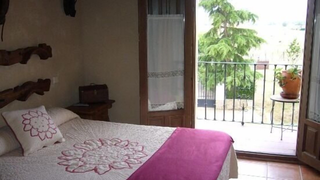 Photo of Bedroom in Turrubuelo