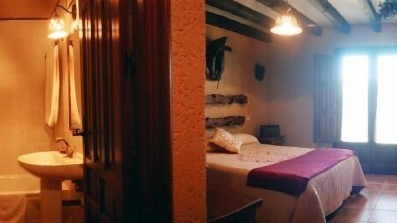 Photo of Bedroom in Turrubuelo