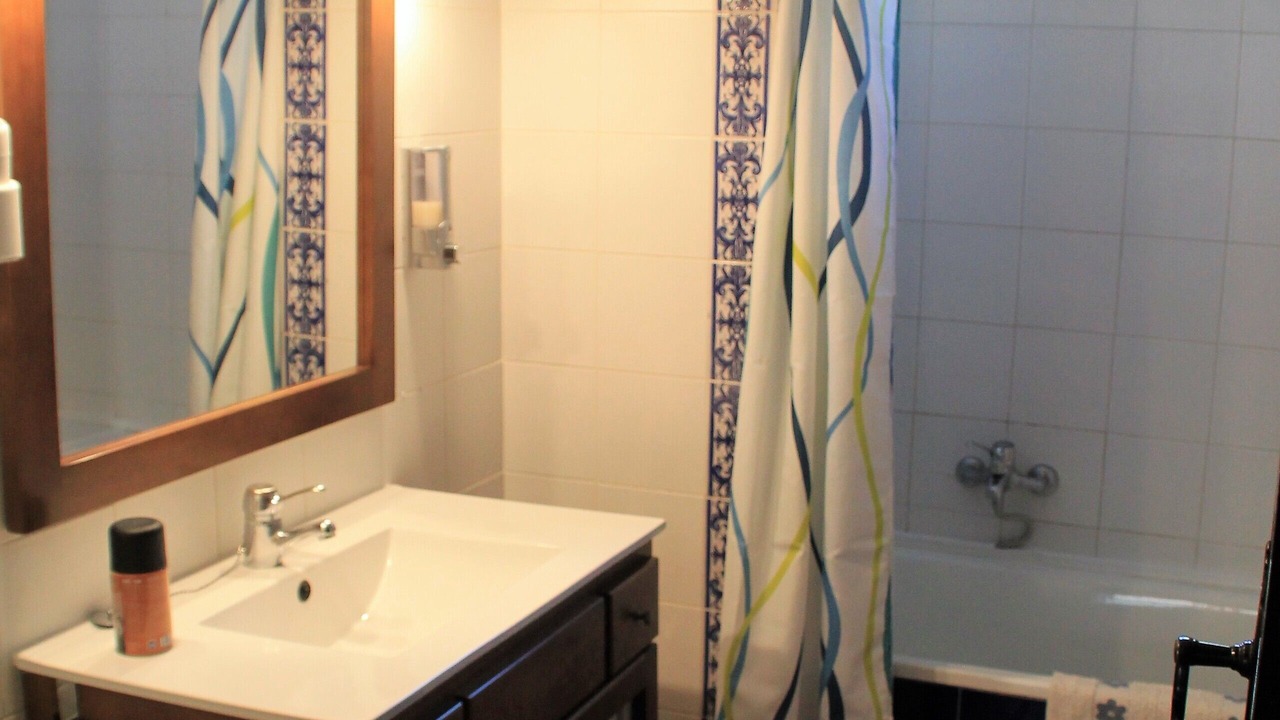 Photo of Bathroom in Canada Catena
