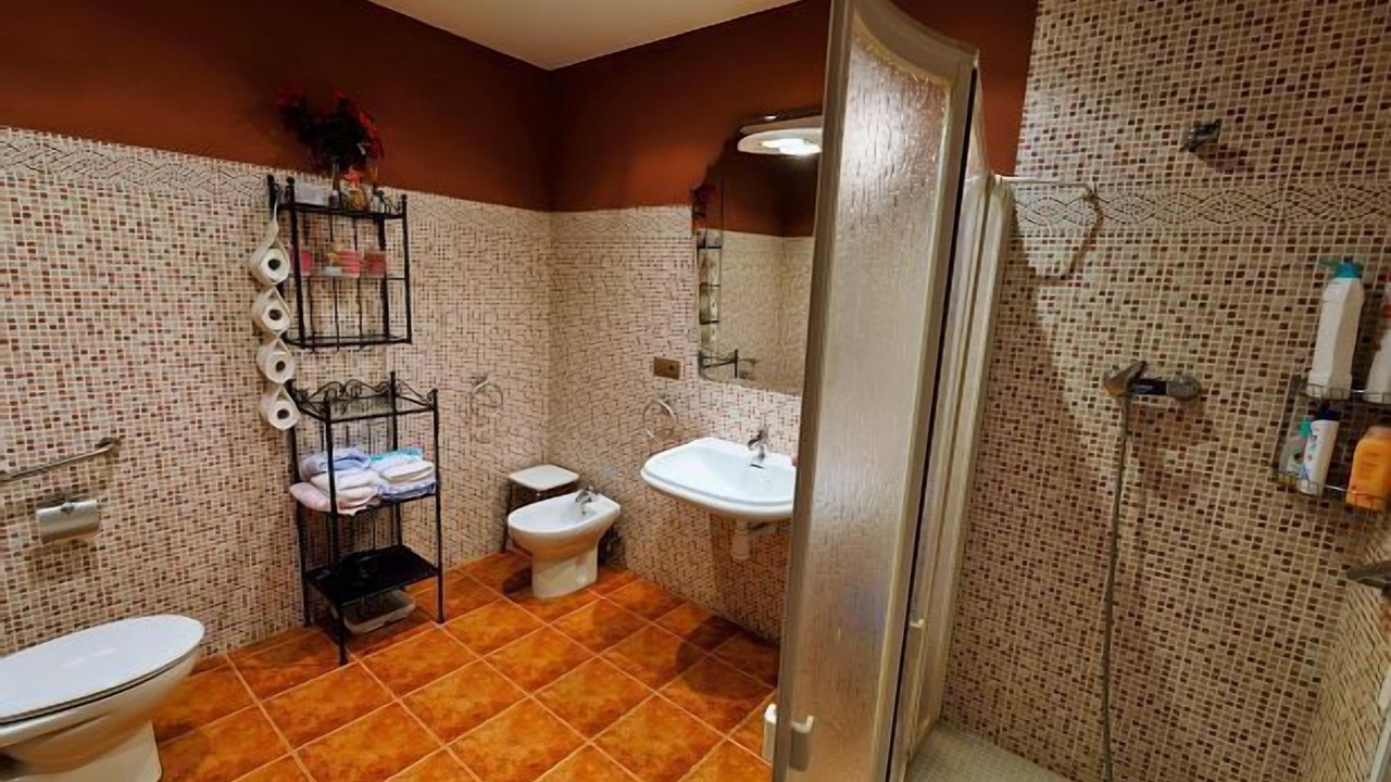 Photo of Bathroom in San Leonardo de Yague