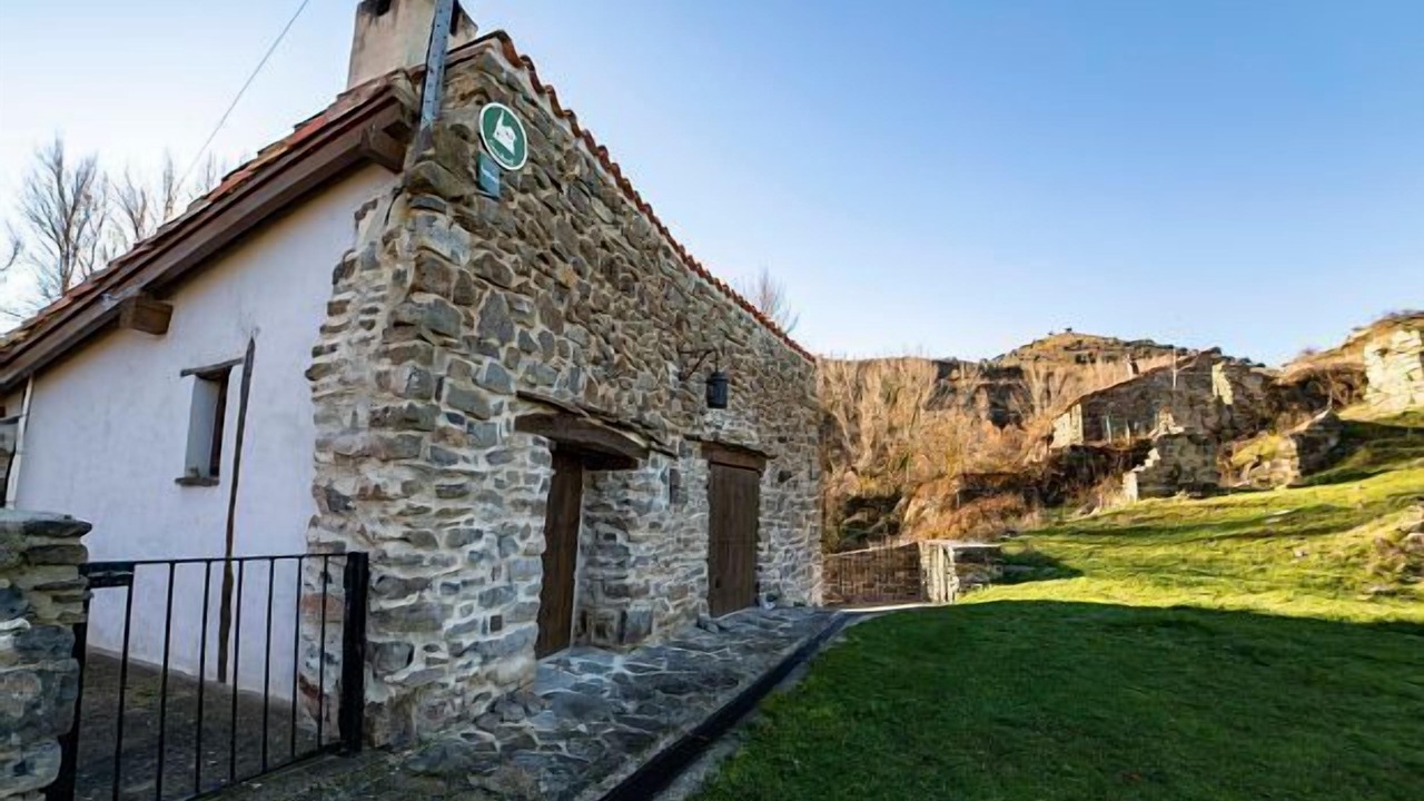 Photo of Outdoor in Poyales