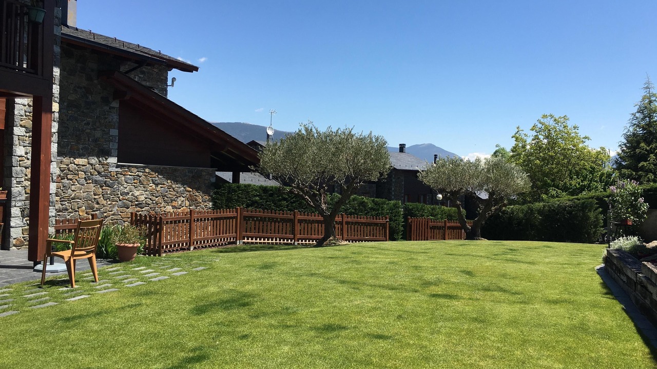 Photo of Outdoor in Aravell