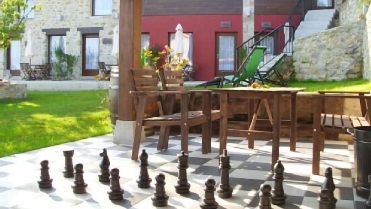 Photo of Outdoor in Naves