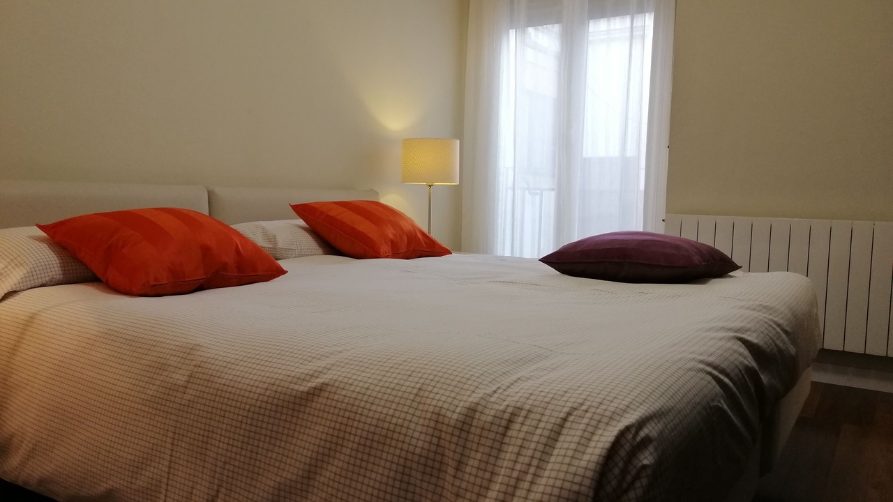 Photo of Bedroom in Logrono City Centre