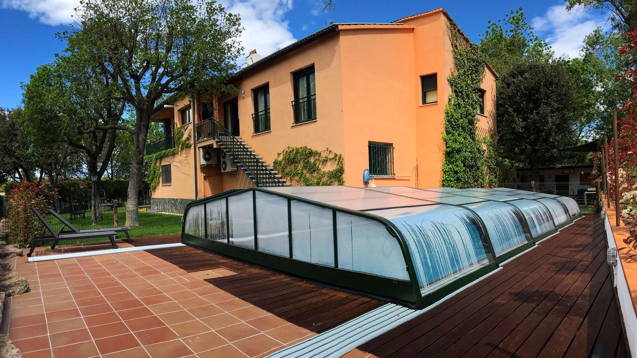 Photo of Outdoor in Quart