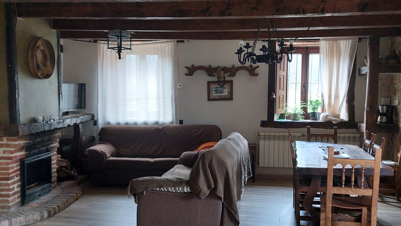 Photo of Livingroom in Roscales de la Pena