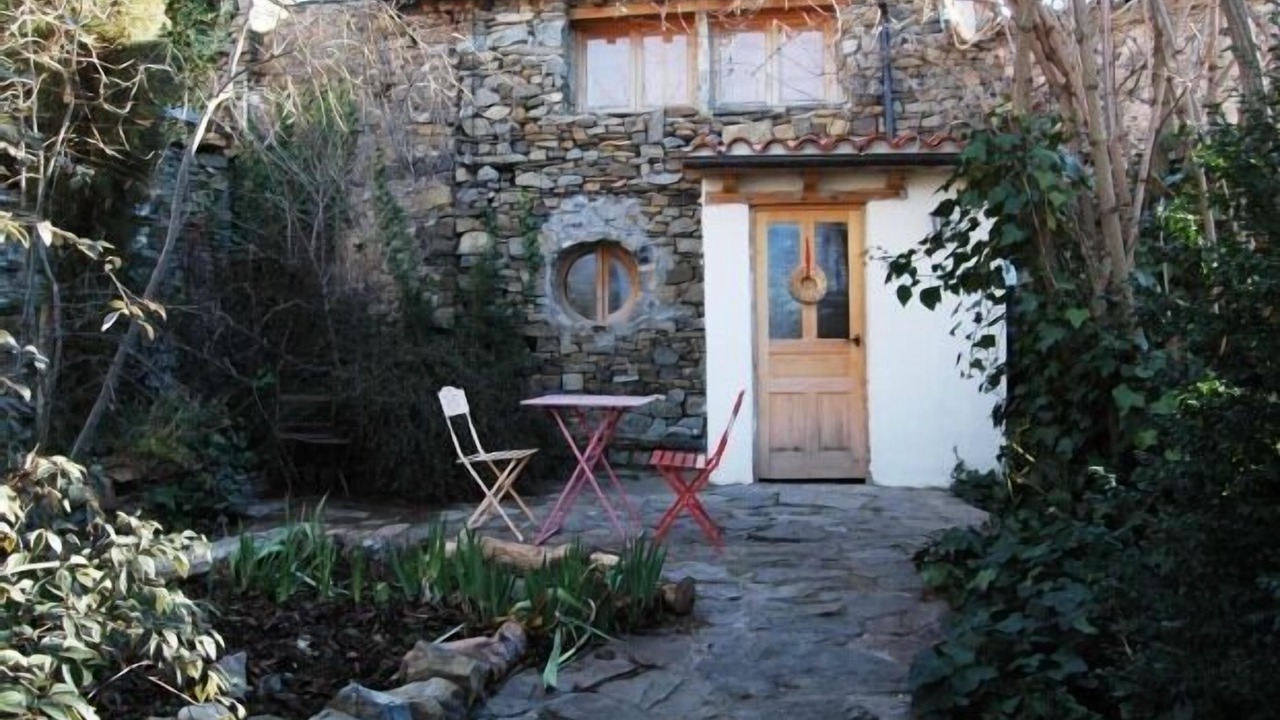 Photo of Patio Balcony in Navalsaz