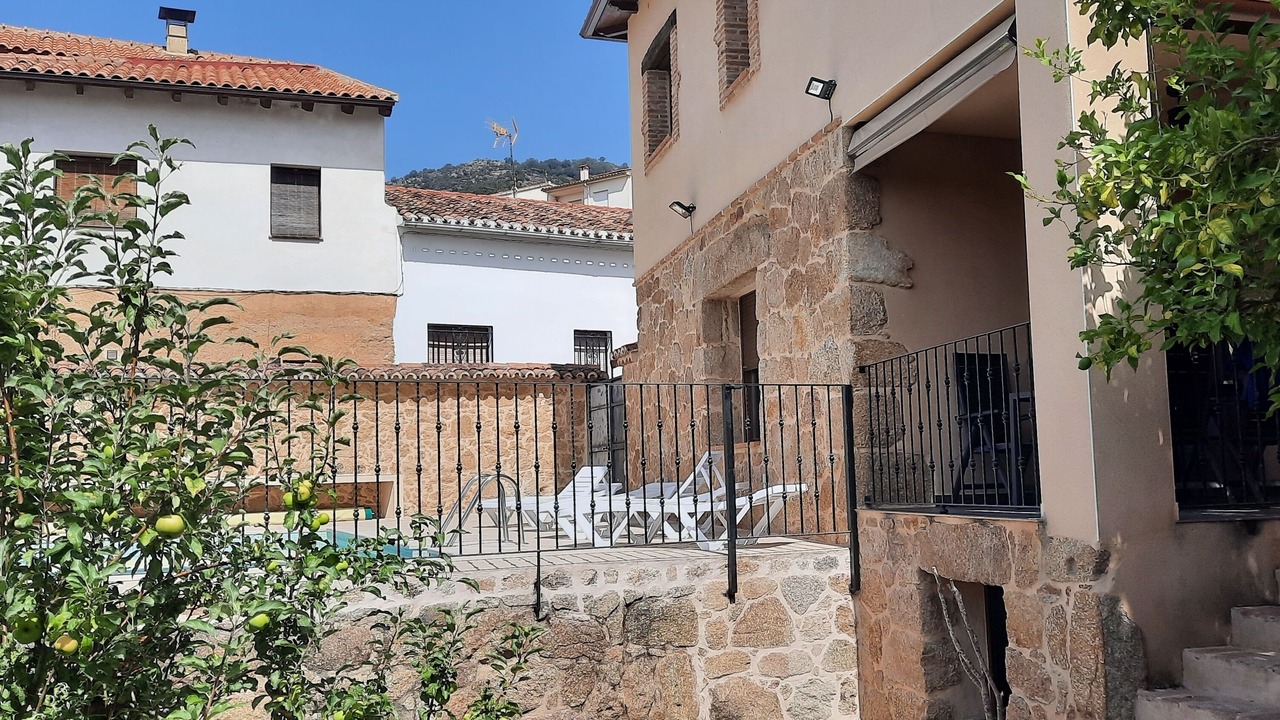 Photo of Patio Balcony in Viandar de la Vera