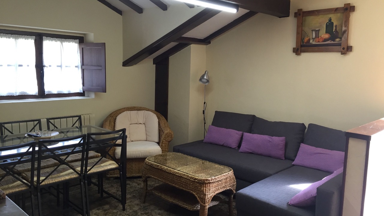 Photo of Livingroom in Aliezo