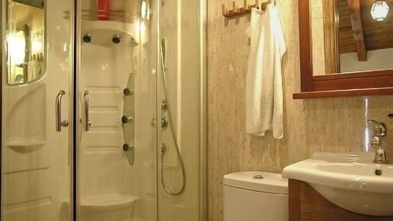 Photo of Bathroom in Santibanez de la Sierra