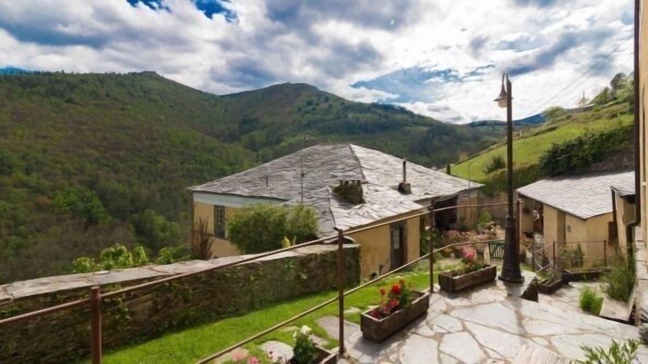 Photo of Outdoor in Prelo