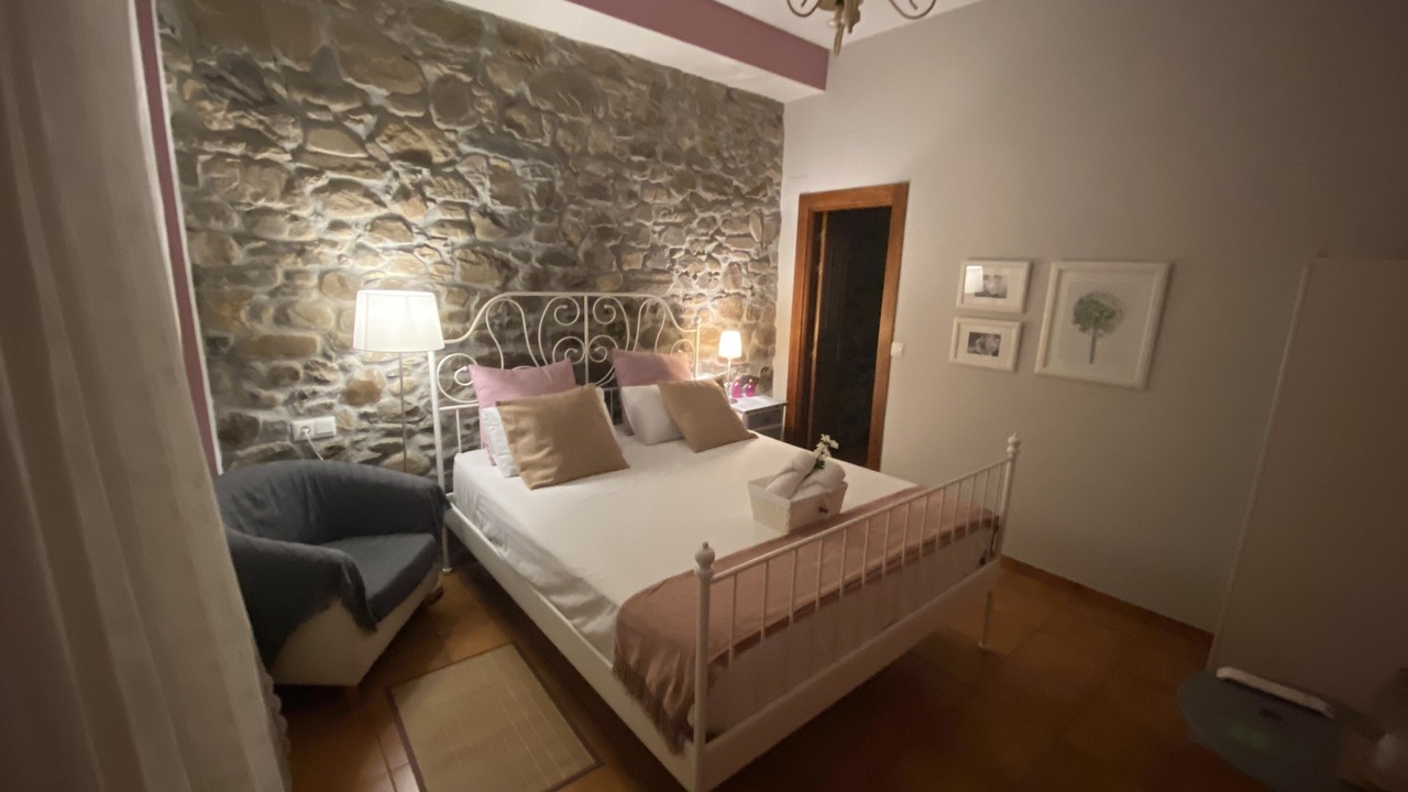 Photo of Bedroom in Molinaseca