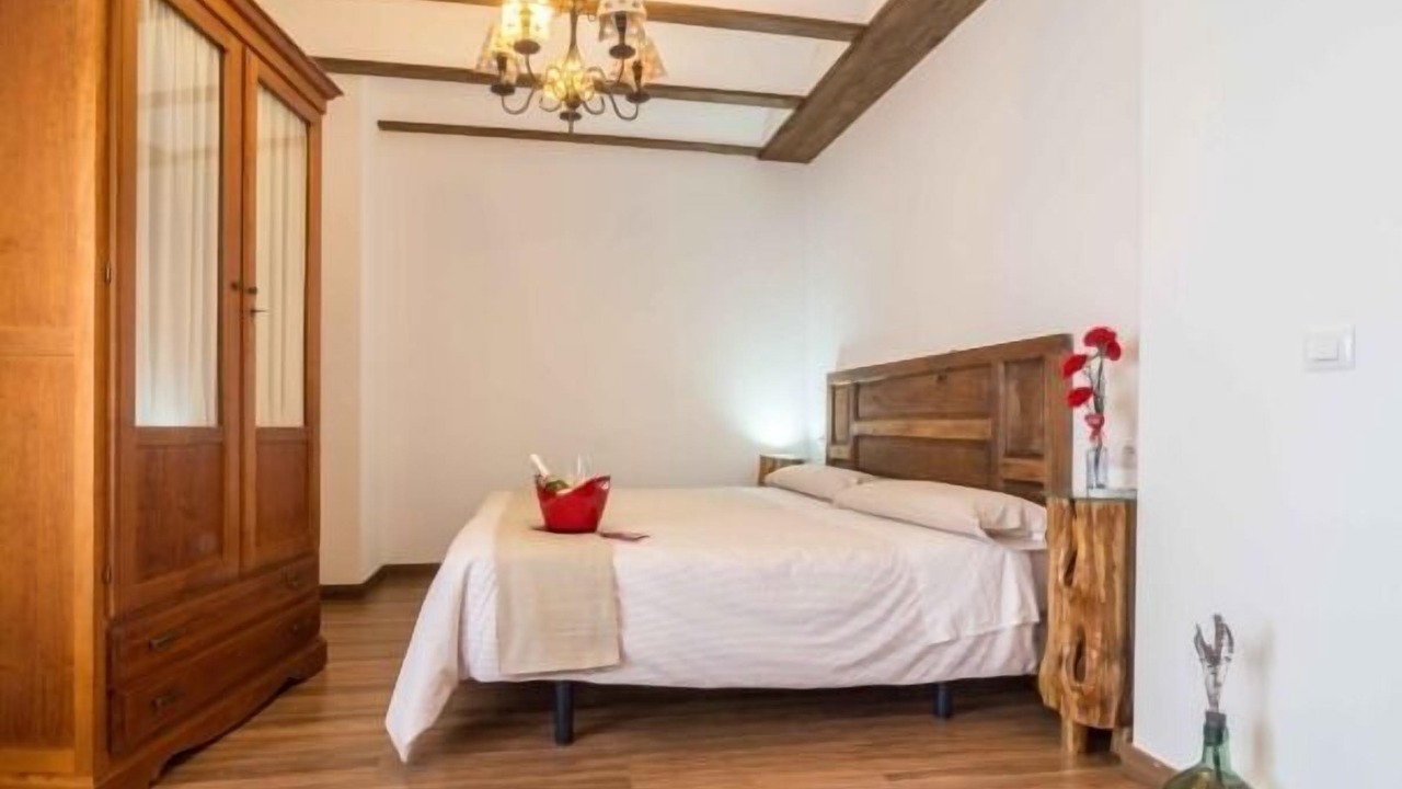 Photo of Bedroom in Canaleja