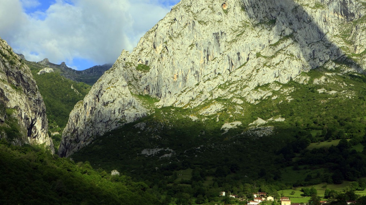 Photo of Outdoor in Taranes