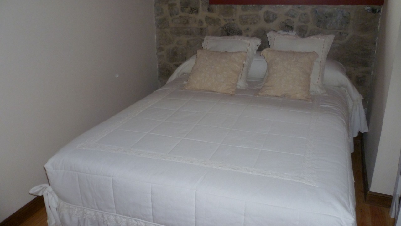 Photo of Bedroom in Colunga