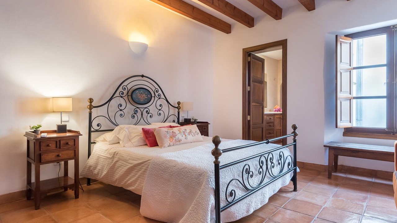 Photo of Bedroom in Biniaraix