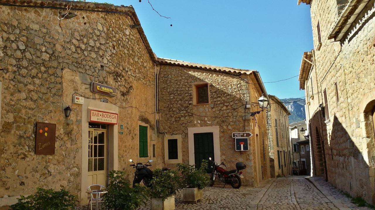 Photo of Others in Biniaraix