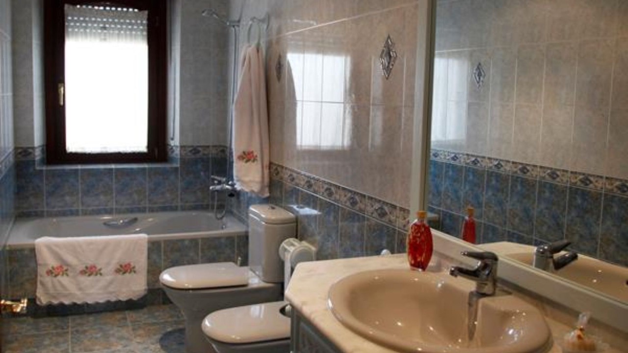Photo of Bathroom in Regumiel de la Sierra