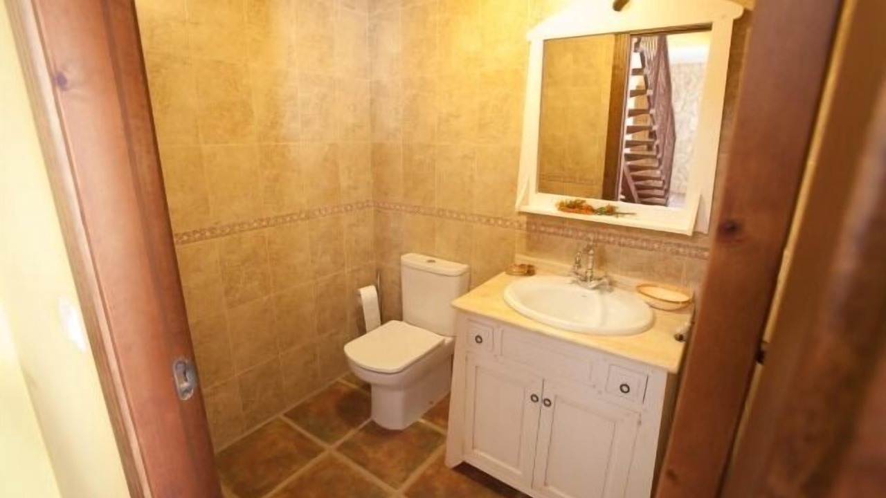 Photo of Bathroom in Curiel