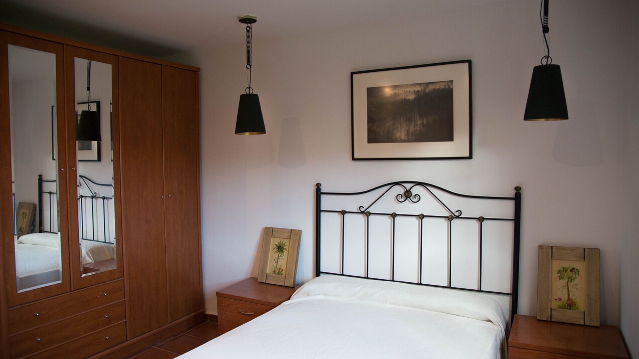 Photo of Bedroom in Peruyes