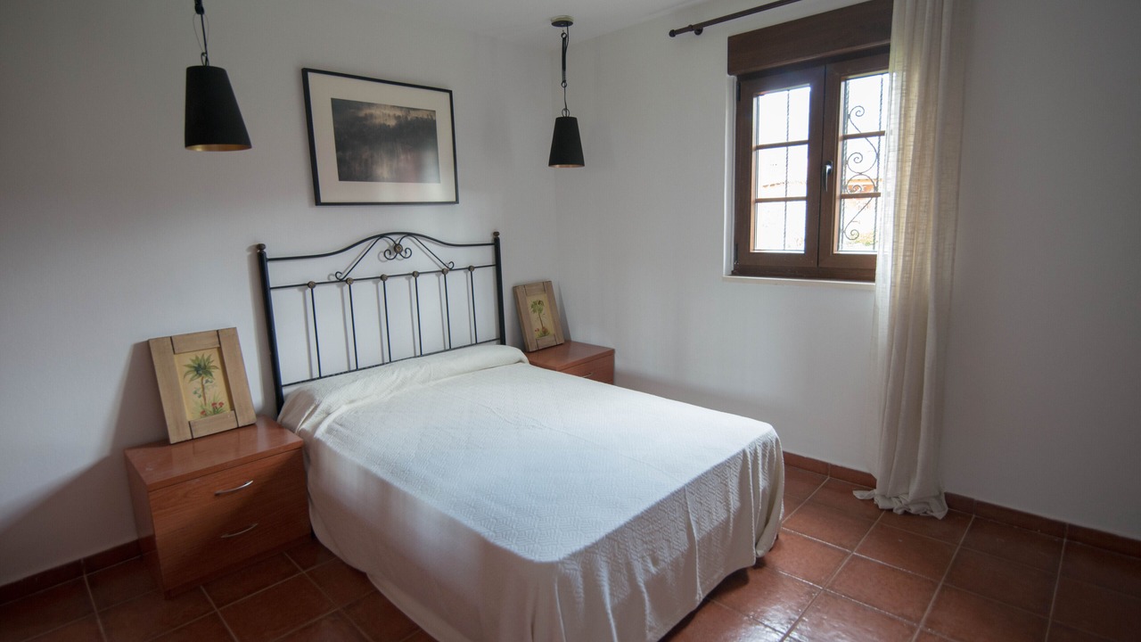 Photo of Bedroom in Peruyes