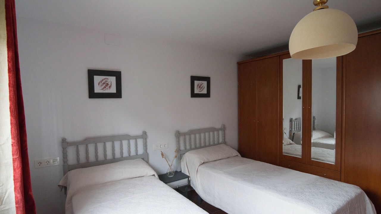 Photo of Bedroom in Peruyes